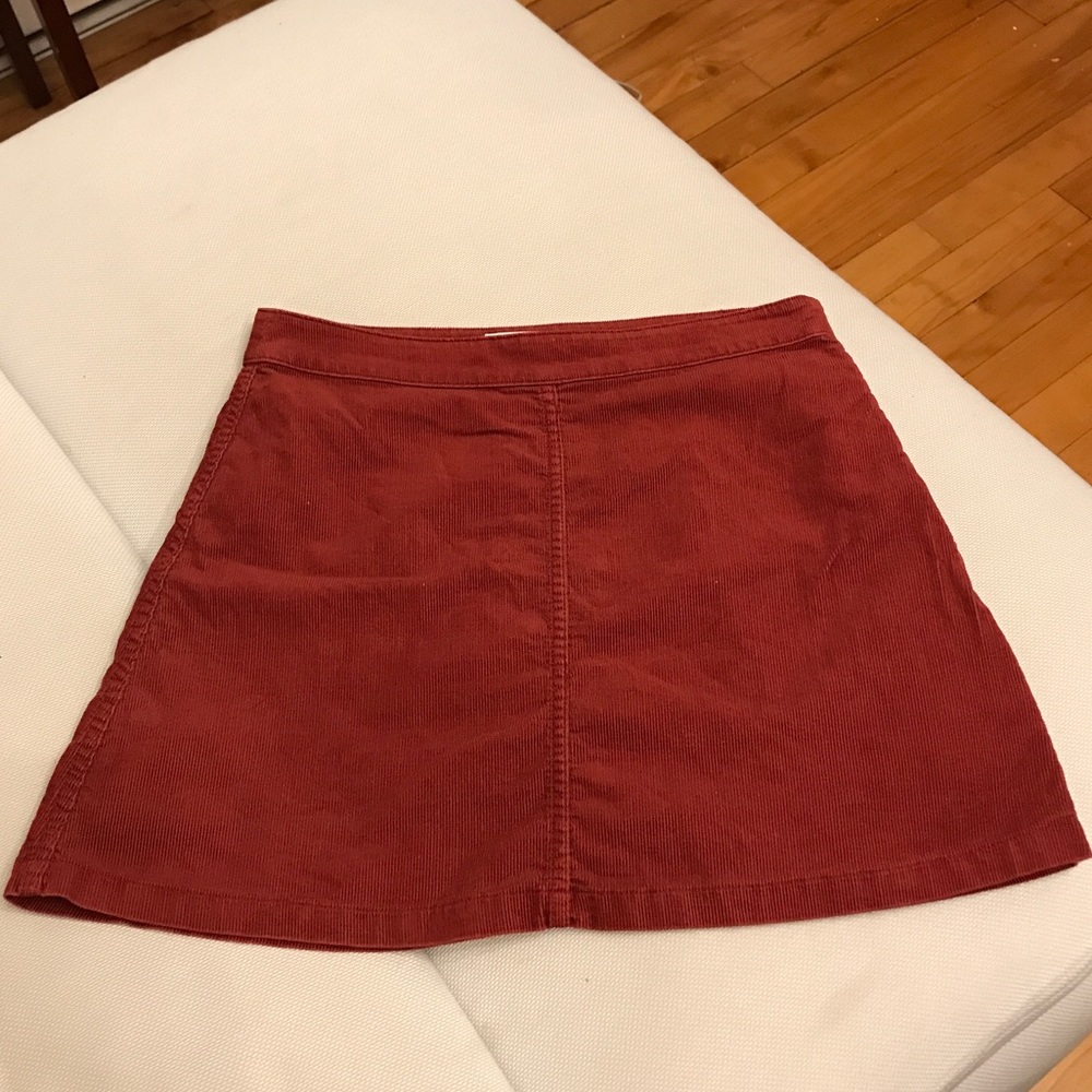 Aritzia Wilfred Free corduroy skirt